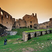 Burg Rabi innen die Buben