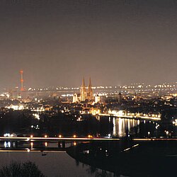 Regensburg Winz. Höhen nachts