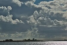 Inseln im Hintergrund Wolkenstimmung