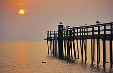 Sonnenuntergang an der Landungsbrücke