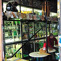 Absinth Laden in der Nerudova