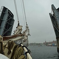 Auslaufen aus Sønderborg bei schlechtem Wette Auslaufen aus Sønderborg bei schlechtem Wette