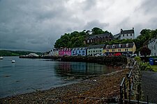 Hafen und bunte Häuser von Portree