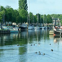 Blick in den Kanal gegenüber