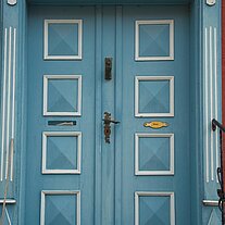 blaue Tür