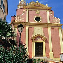Kirche in Ile Rousse Kirche in Ile Rousse