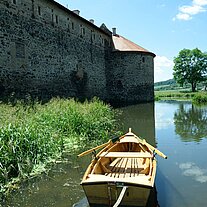 Ruderboot am Wasserschloss