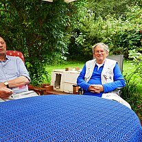 Gerd und unser Gastgeber Gerd und unser Gastgeber